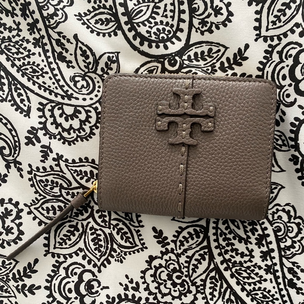 Tory Burch wallet
